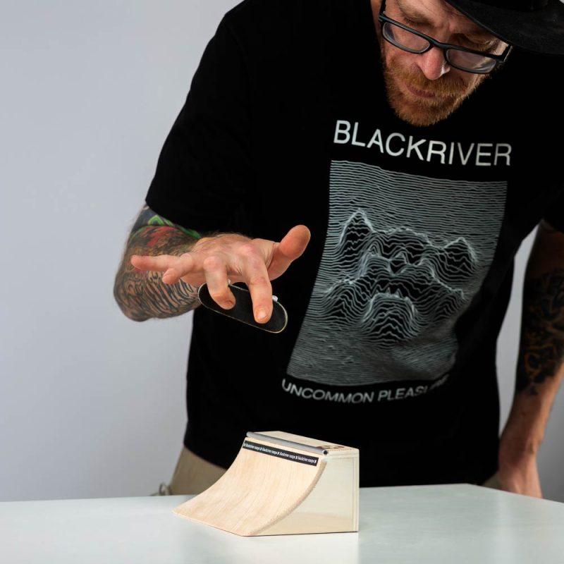 Blackriver Fingerboard Obstacles Canada Pickup Blade Fingerboard Park Vancovuer